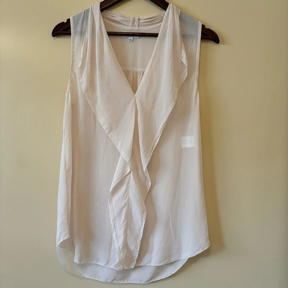 Babaton| Aritzia Feminine 'Tinsley'Cream 100% Silk Short Sleeve Blouse Sz M - Picture 1 of 5